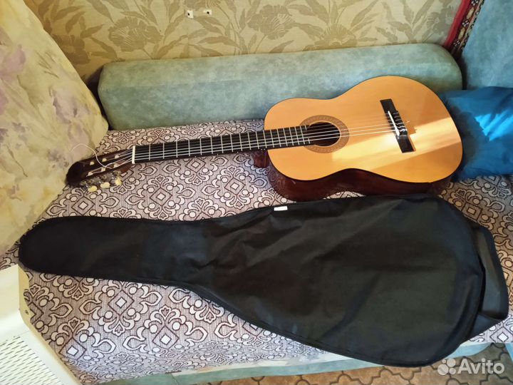 Классическая гитара Hohner HC-06