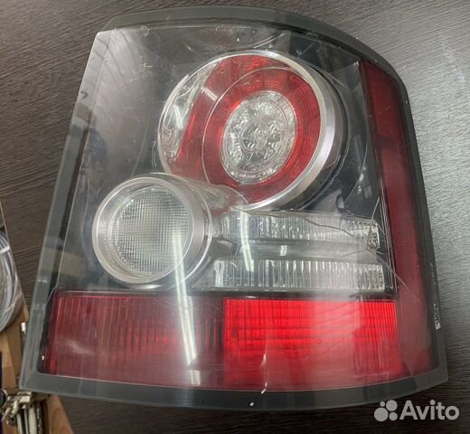 Задний правый и левый фонарь rangerover sport l320