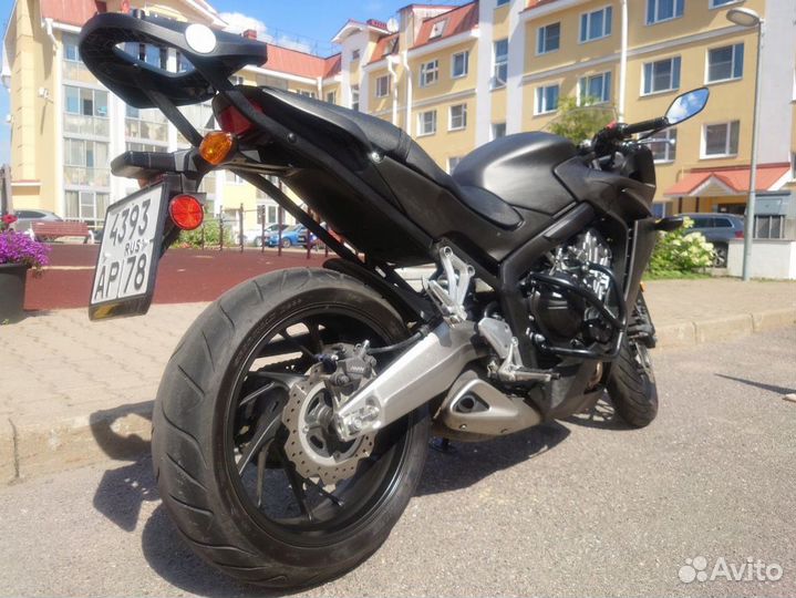 Honda CBR650F (2016) 7900км