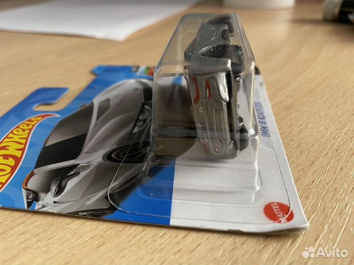 Hot wheels bmw i8 roadster