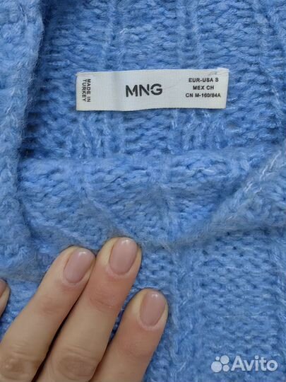 Свитер женский