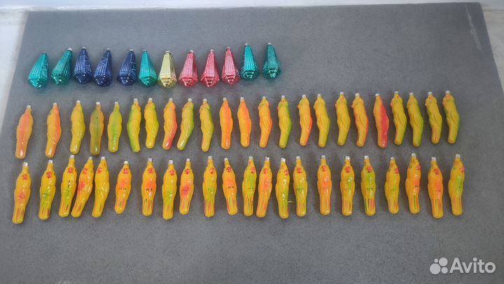 Новогодние елочные игрушки