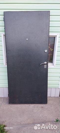 Дверь входная металлическая уличная