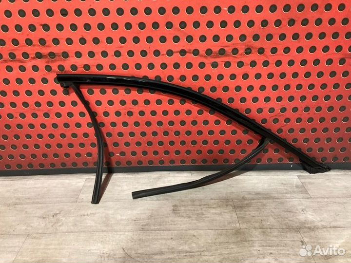 Молдинг двери передней правой Bmw 5 G30 B48B20B