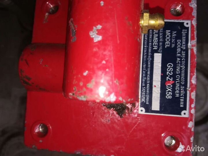 Цилиндр гидравлический