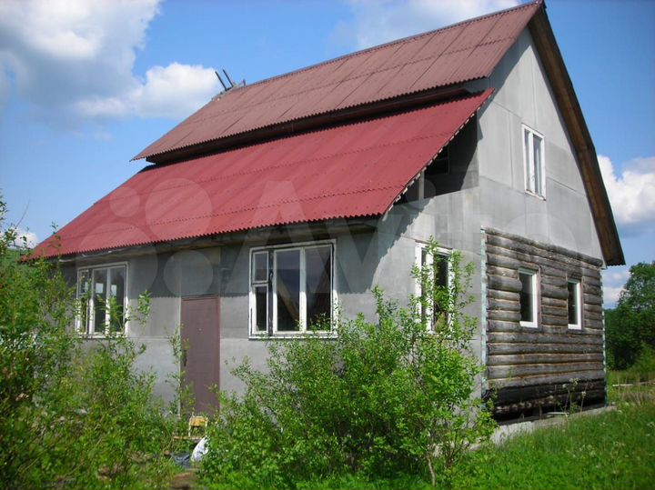 Дом 60 м² на участке 12,8 сот.