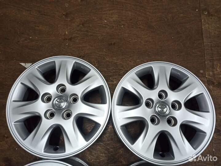 Диски 15 5х114,3 ET50 оригинал Тойота из Японии