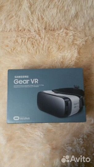 Очки виртуальной реальности samsung Gear VR SM-R32