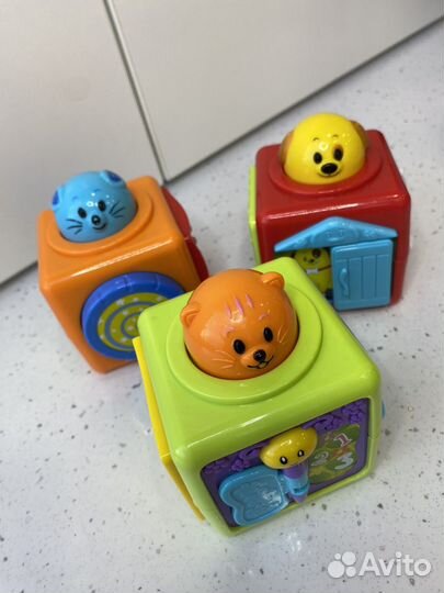 Тактильная игрушка жираф, кубики, подвеска