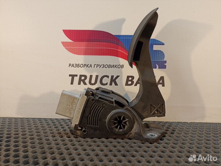 81259706103 Педаль газа