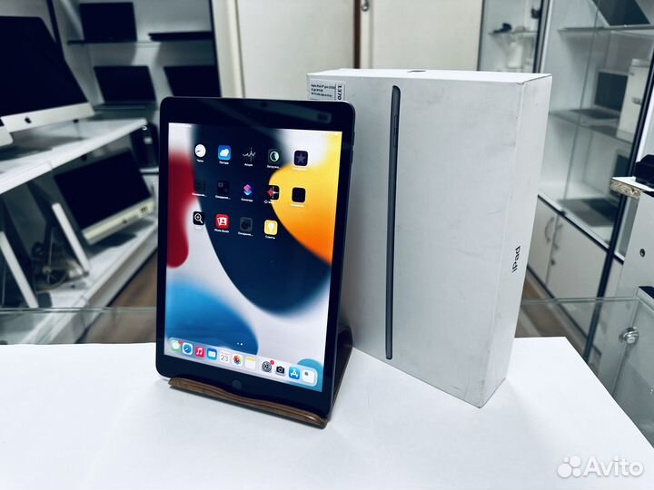 iPad 8 2020 32 gb Wi-Fi Space Gray (1370)