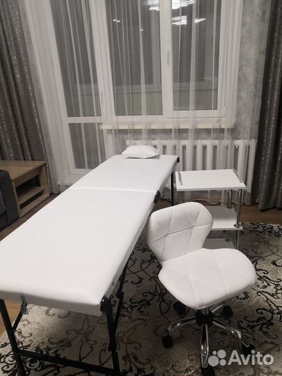 Кушетка для наращивания ресниц