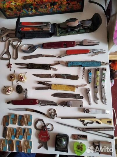 Перочинные ножи значки и другое