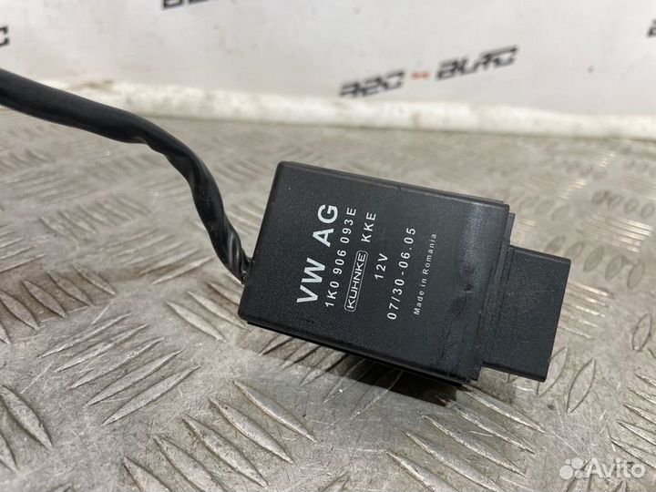 Блок управления топливным насосом Audi A3 8P 2.0