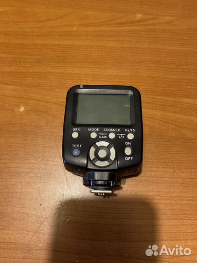 Вспышка камеры yongnuo speedlite YN560 IV