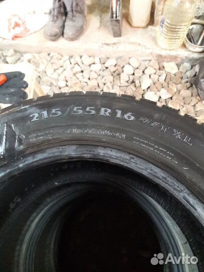 Nokian Tyres Hakkapeliitta 7 215/55 R16
