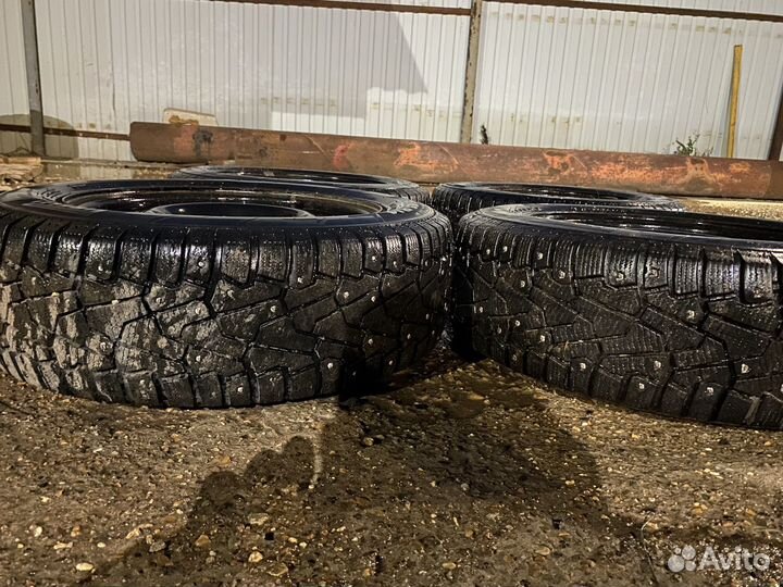 Pirelli Ice Zero 175/65 R14