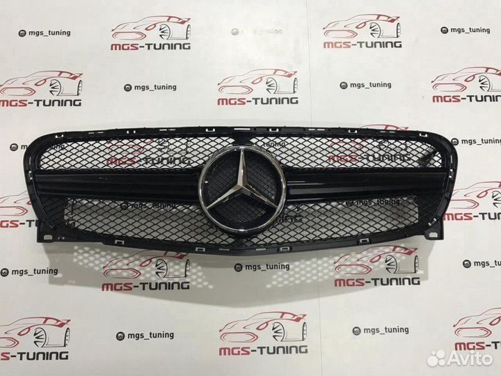 Решетка GLA в стиле AMG Black 45 17+ Хром звезда