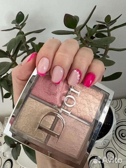 Маникюр (до 1,5 ч.), титановой нитью коррекция