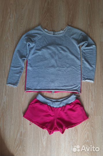 Спортивный костюм женский