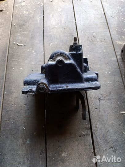 Крышка кпп УАЗ с/о