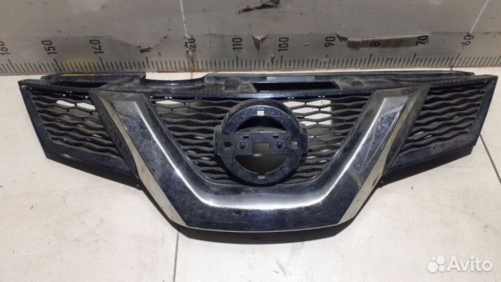 Решетка радиатора Nissan X-Trail T32