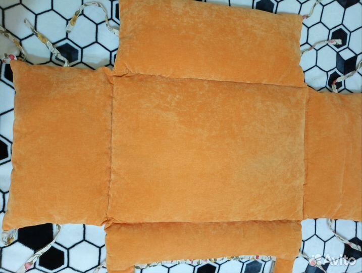 Лежанка, гамак для кошек