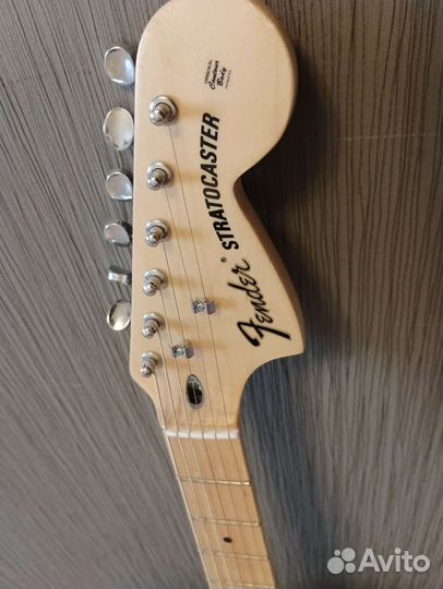 Электро гитара fender stratocaster cream