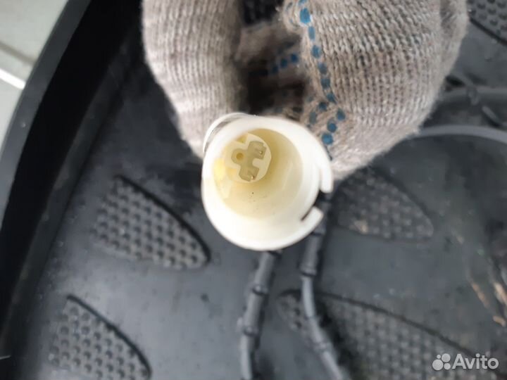 Датчик износа тормозных колодок BMW X1