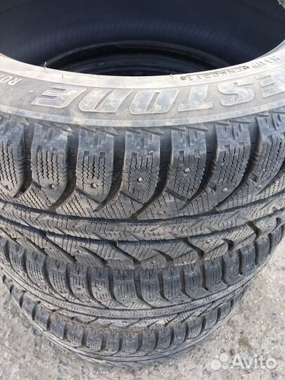 Bridgestone Ice Cruiser 7000 225/55 R17
