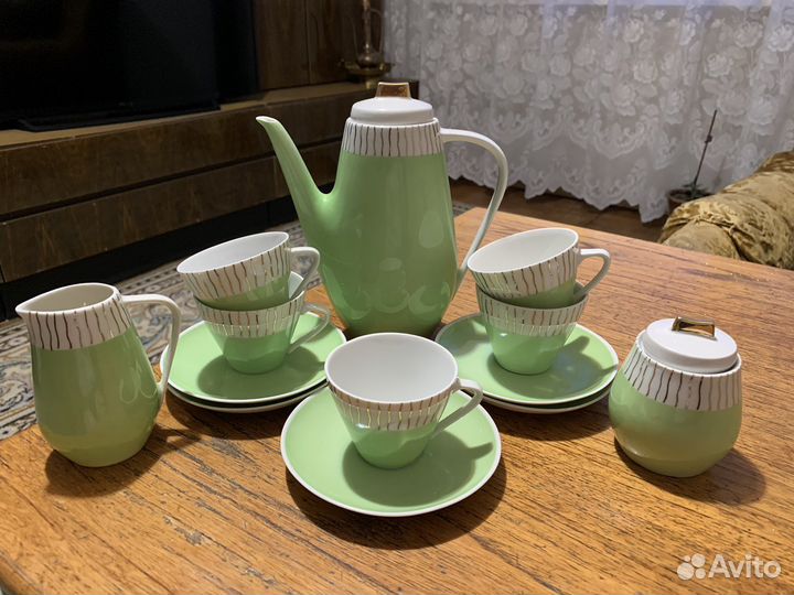 Кофейный сервиз гдр салатного цвета