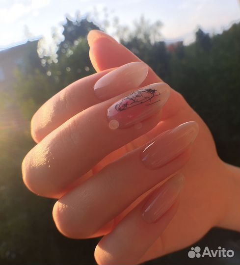 Наращивание ногтей маникюр