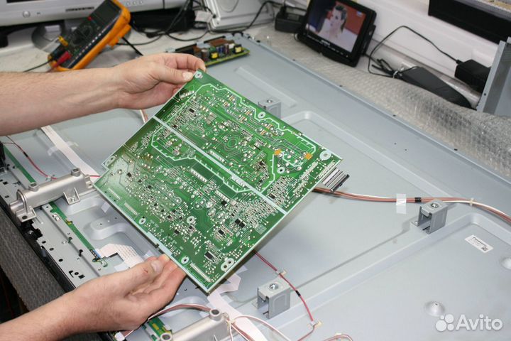 Мастер по ремонту телевизоров. Любой район