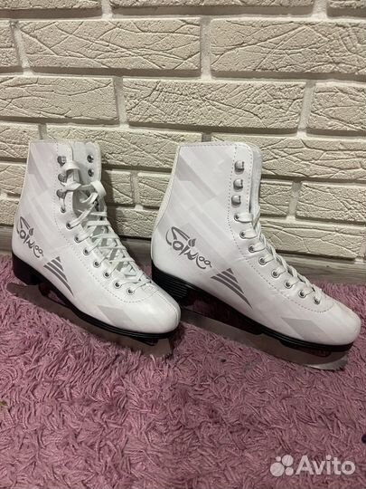 Коньки фигурные 38 размер