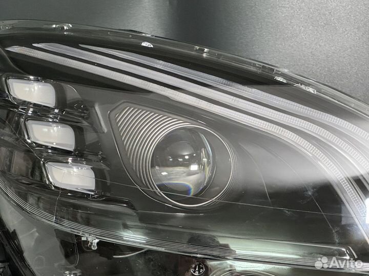 Светодиодные LED фары Mercedes-Benz C-class W204