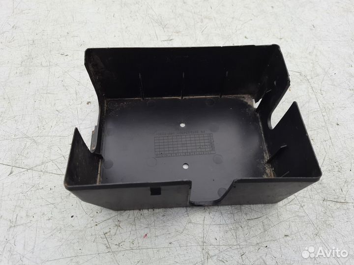 Корпус блока предохранителей Kia Spectra