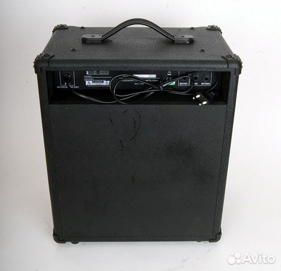 Leem S35B - Комбик басовый 35Вт