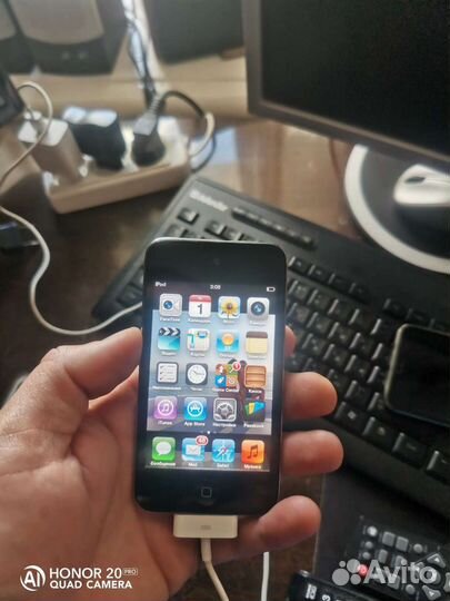 Плеер эпл тач64 г