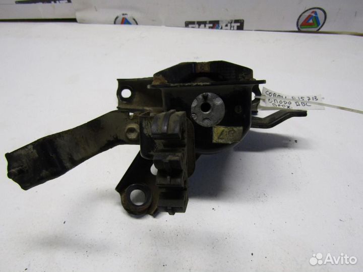 Опора двигателя правая Corolla E15 2006-2013