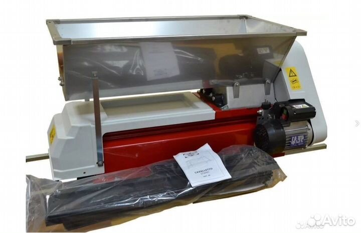 Электрический гребнеотделитель-измельчитель