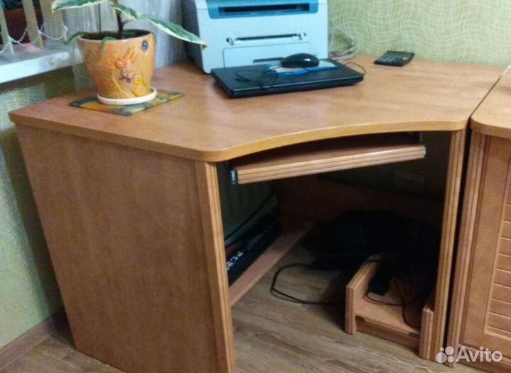 Компьютерный стол бу