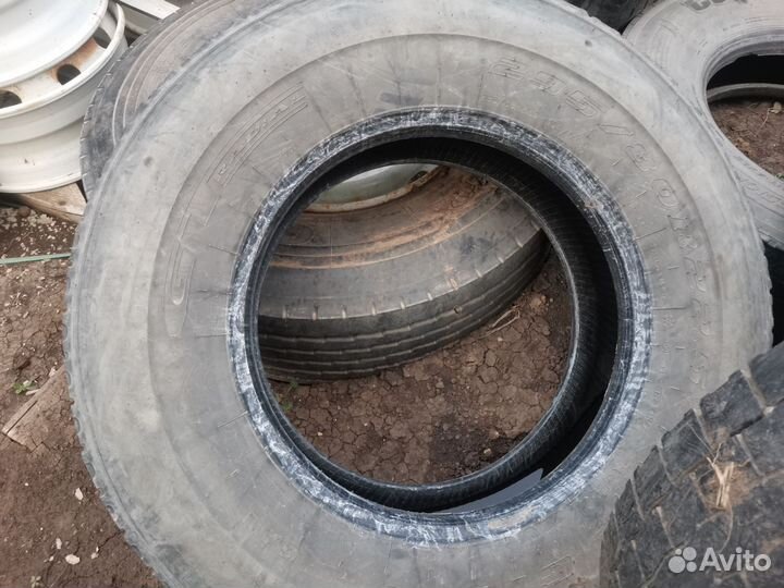 Колеса 295/80R22.5 б/у и 385/ 65R22.5