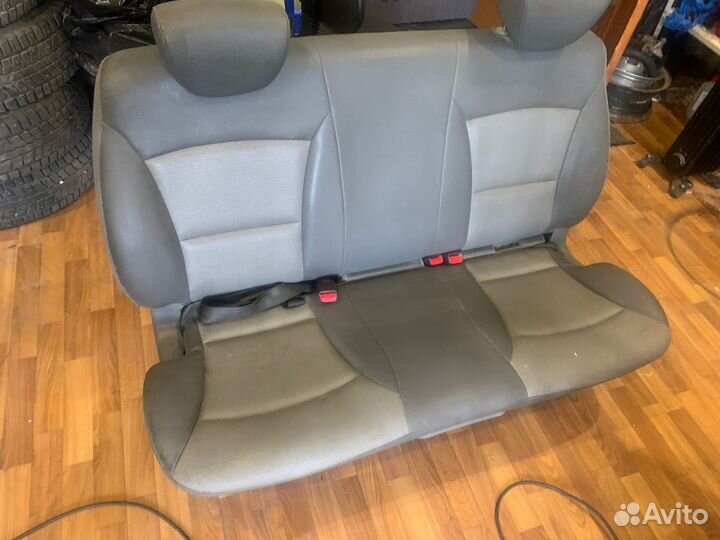Задний ряд сидений hyundai starex 2009