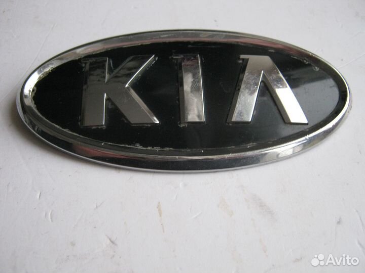 Эмблема передняя Kia Rio 2 JB 2005-2011 гв