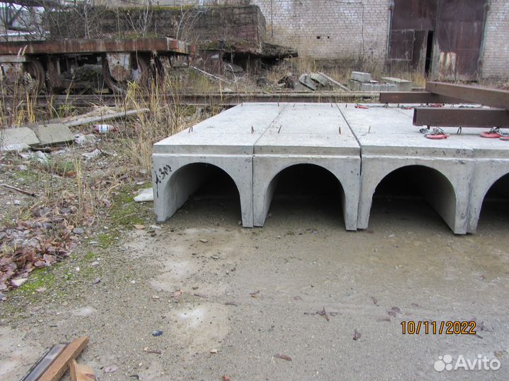 Лоток водоотводный Л-300/Л, лк