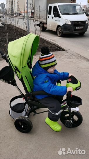 Детский трехколесный велосипед