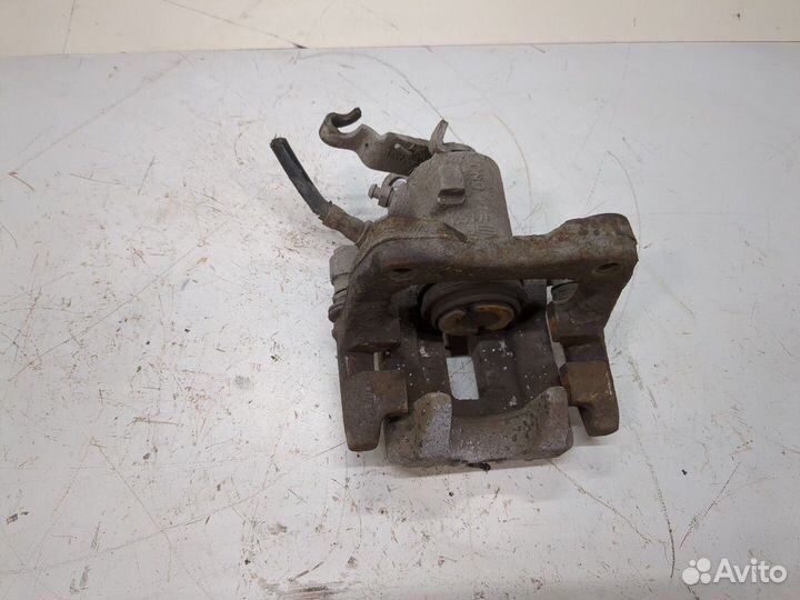 тормозной суппорт купить задний левый фольксваген бора. суппорт передний гольф 5. ниссан теана j32 скоба заднего суппорта. суппорт плюс.