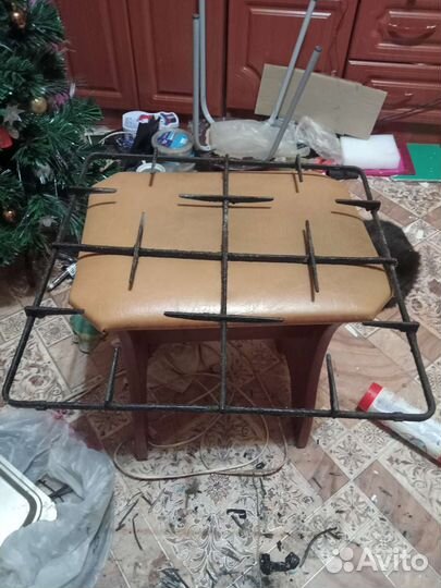 Решетка на газовую плиту,чугунная бу 2 шт