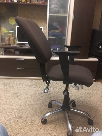 Компьютерное кресло
