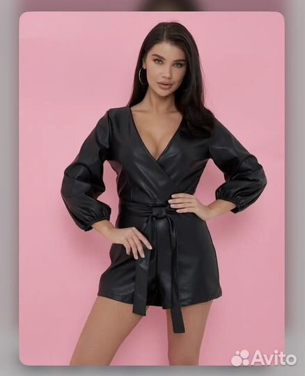 Комбинезон женский с шортами